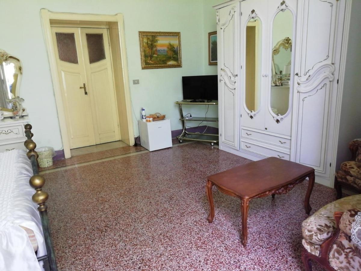Tanina B & B サッサリ エクステリア 写真